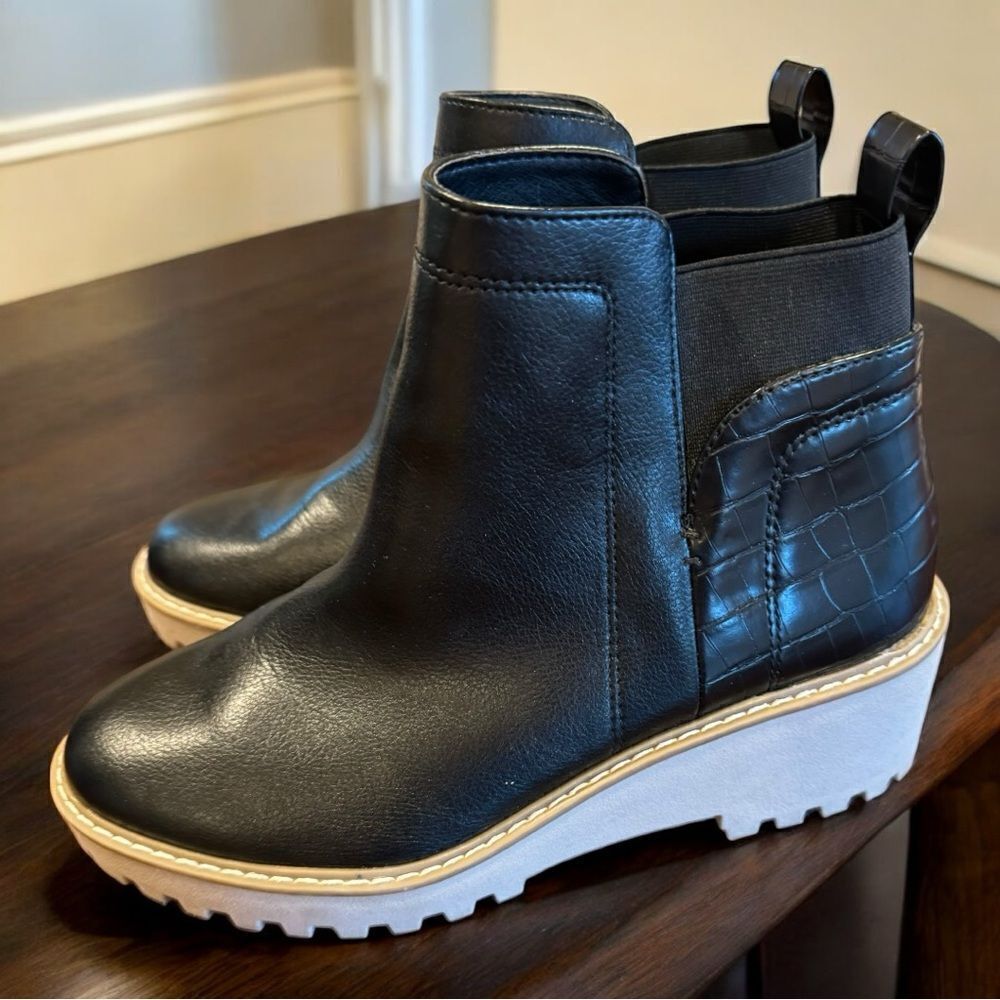 Dolce Vita Women's Slip On Rancher Ankle Chelsea Boot Black, 9.5